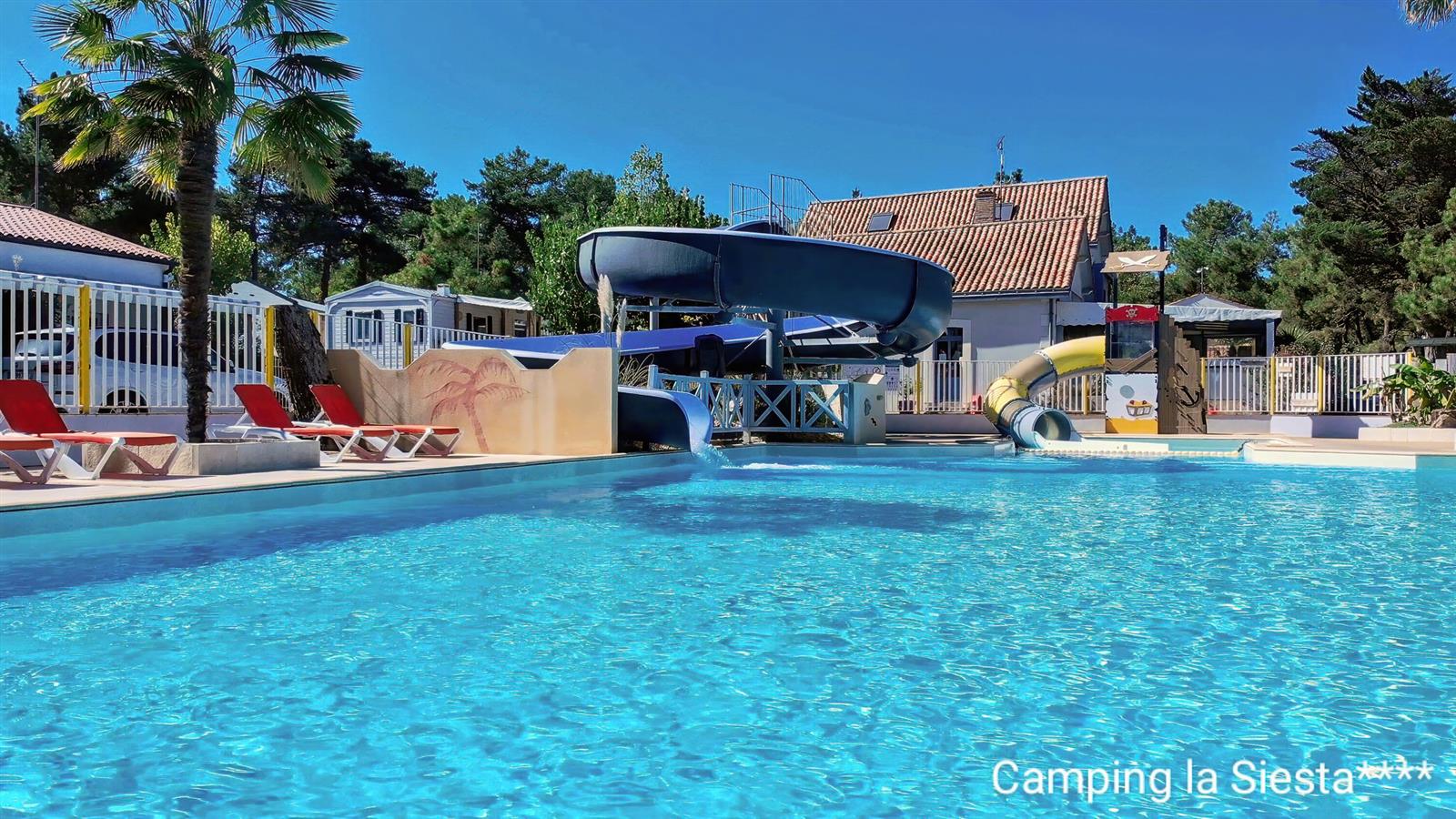 Camping avec Piscine et Toboggan à la Tranche Sur mer - Camping La Siesta | La Faute sur Mer