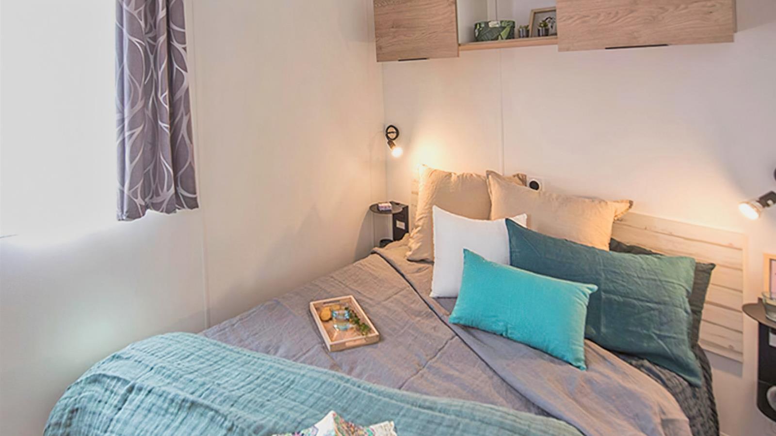 chambre 1 lit double - Camping La Siesta | La Faute sur Mer