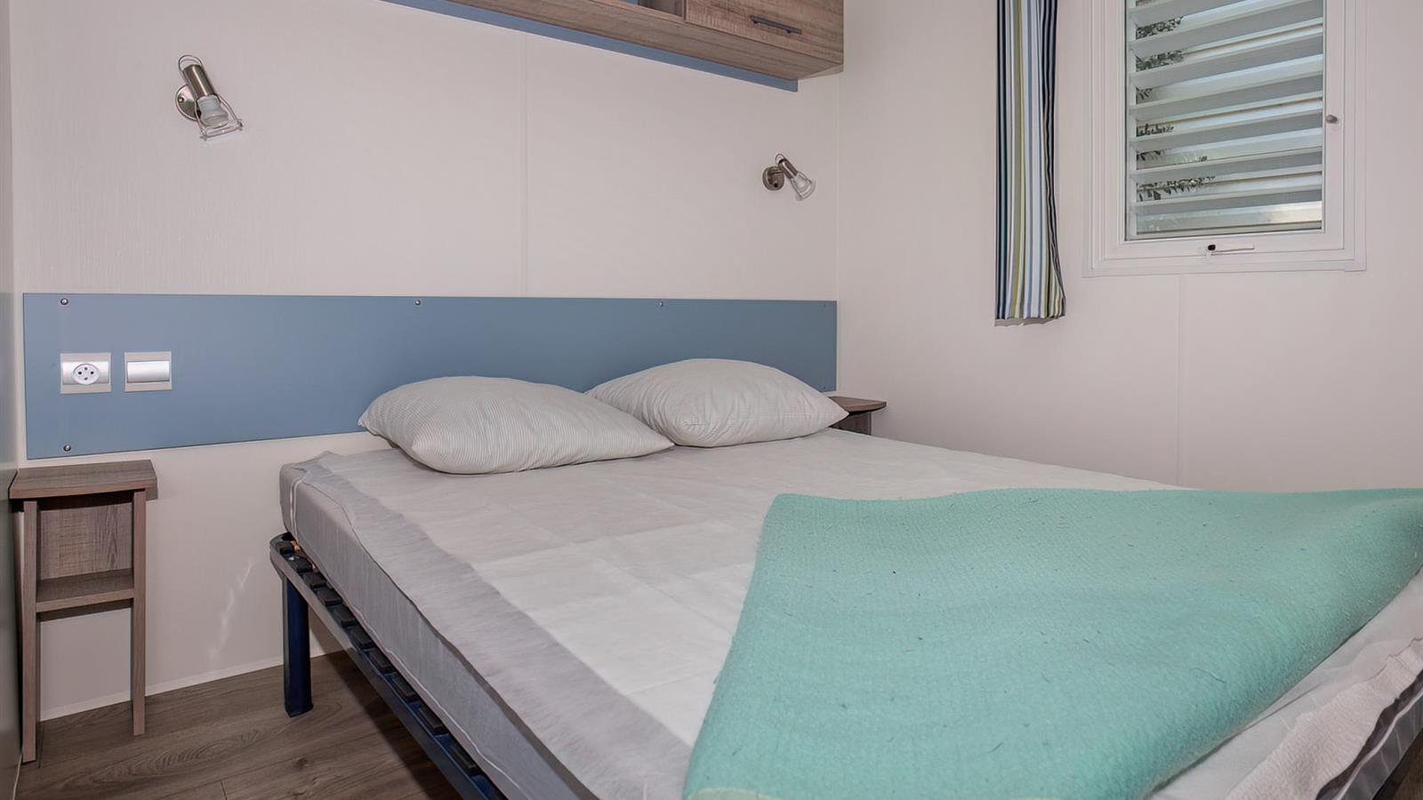 Chambre avec lit double - Camping La Siesta | La Faute sur Mer